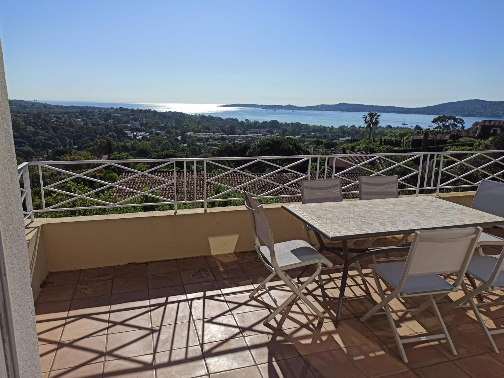 Les Restanques, Bastides Vue Golfe Saint Tropez Apartment Grimaud Exterior photo