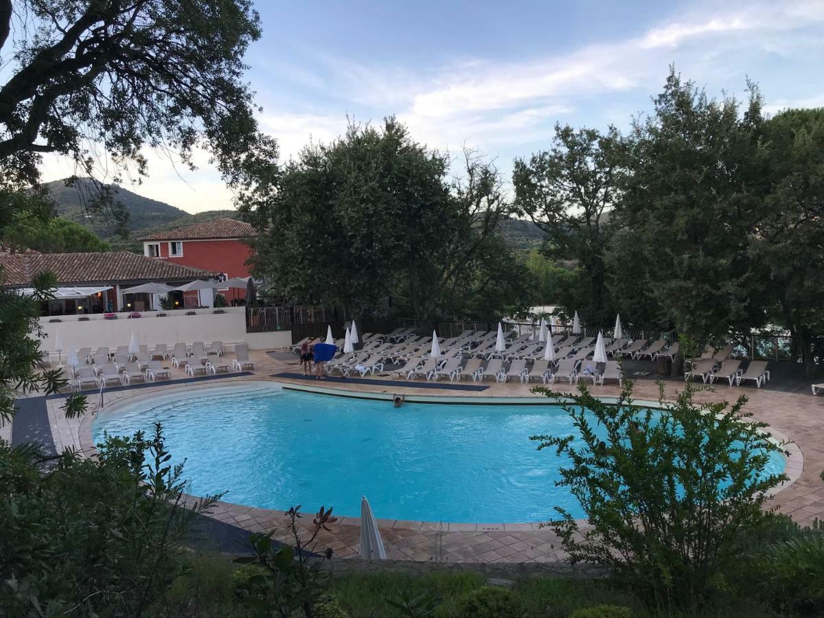 Les Restanques, Bastides Vue Golfe Saint Tropez Apartment Grimaud Exterior photo